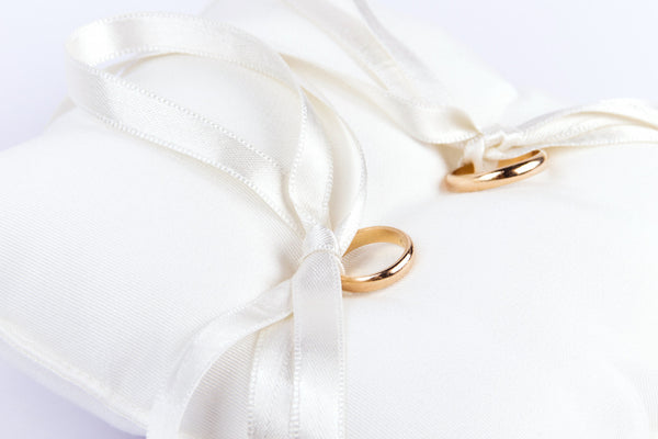 Cuscinetto Portafedi in stoffa rigatino