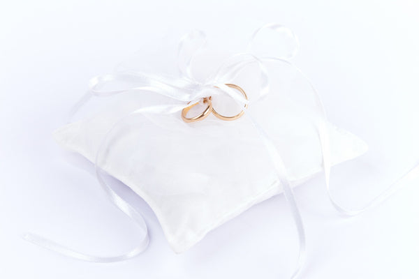 Cuscinetto Portafedi in stoffa rigatino