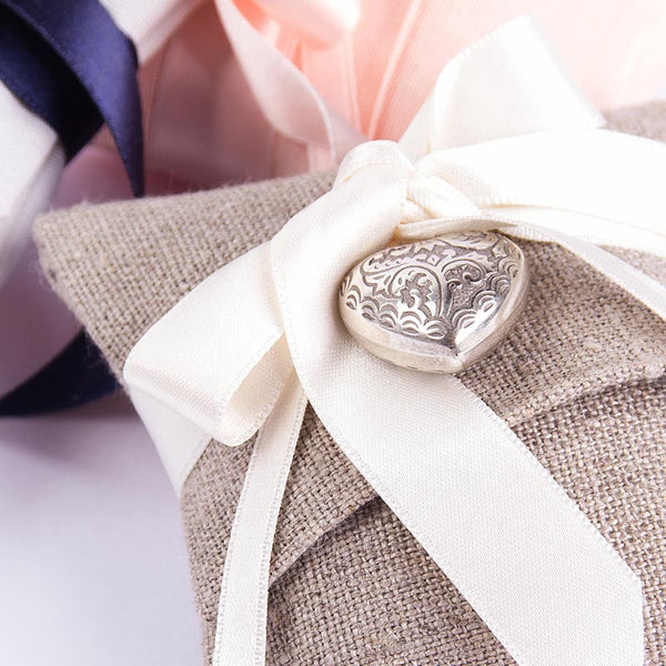 Sacchetto Bomboniera con Fiocco e Ciondolo