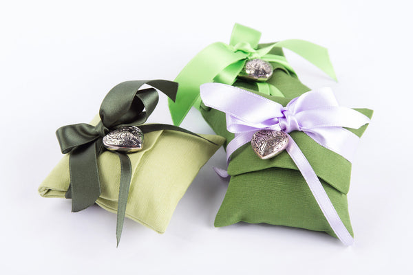 Sacchetto Bomboniera con Fiocco e Ciondolo